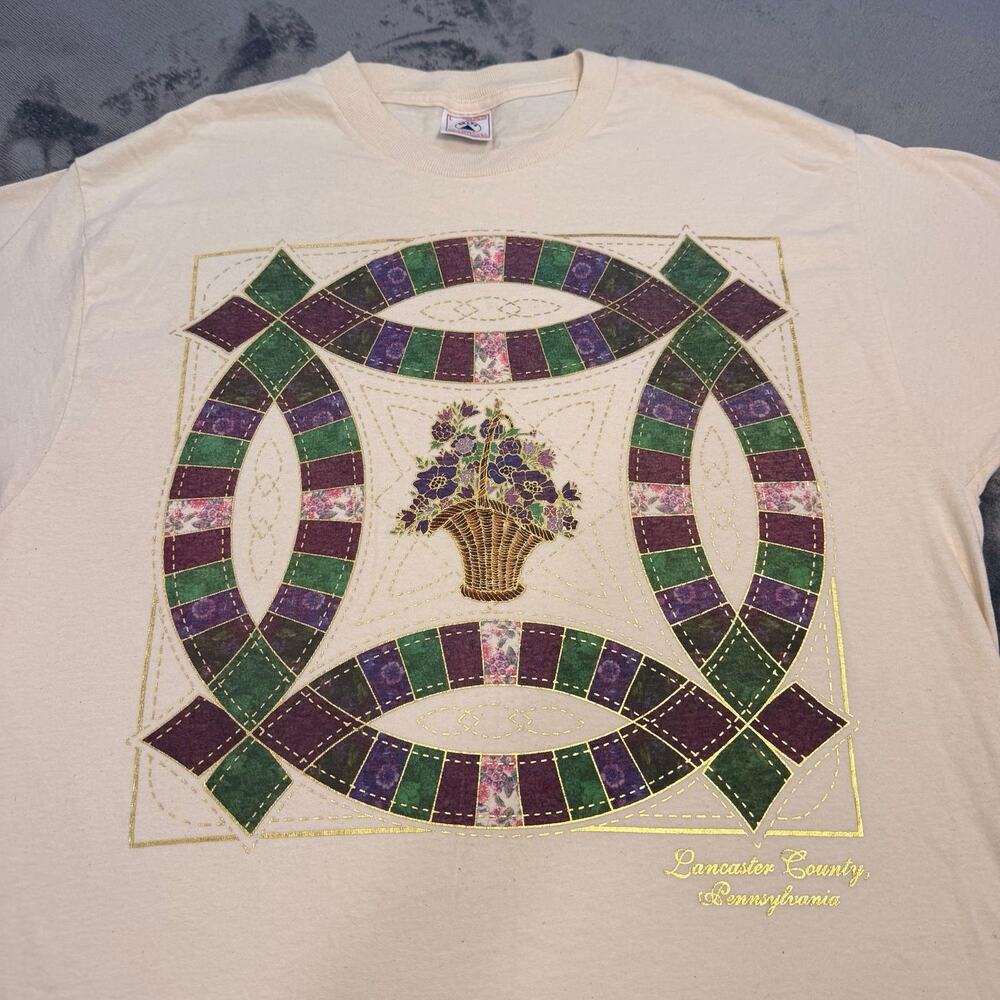 VTG Delta 90s Lancaster Country PA Quilt T-Shirt Sz L Cream Made in USA Retro
